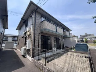 リビングタウン宇多津 A棟【102号室】の外観