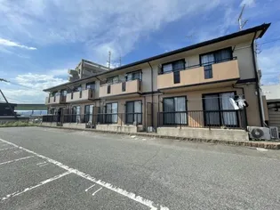 ロイヤルパレス新倉 B棟【2階】の外観