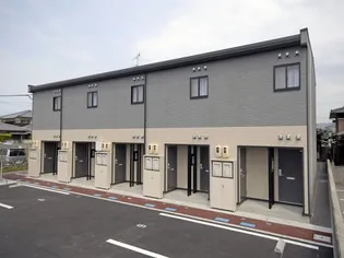 レオパレス中央町【102号室】の外観