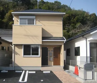 アジュール美和【1階】の外観