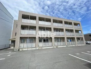 フィネス秋桜【3階】の外観