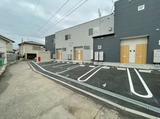 フォレスト庭瀬【102号室】の外観