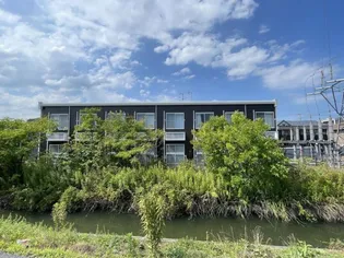 レオパレスブルースカイⅣ【104号室】の外観