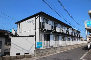 ラクシュリーマンション D棟【1階】の外観