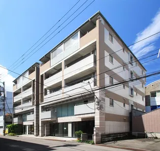 コリドールノール【2階】の外観