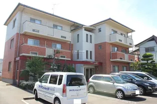 夢番地弐番館【201号室】の外観