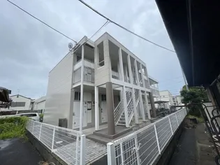 レオパレスファインドリーム【2階】の外観