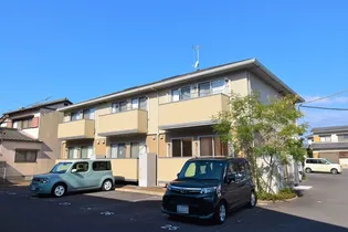 リーバス・E・イノセント B棟【1階】の外観