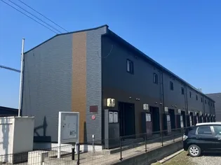 レオパレスラ スリーズの画像