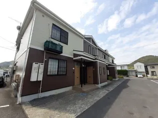 フォー シーズンズ B棟の画像