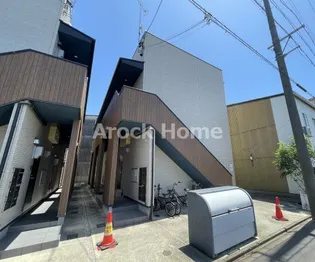 Blossom Meiji【1階】の外観