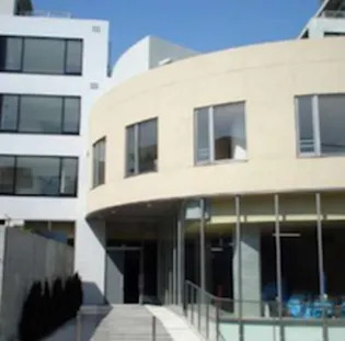 KDXレジデンス南青山【5階】の外観