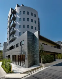 ブルーミング西麻布【2階】の外観