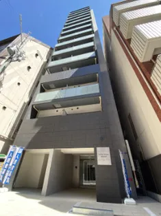 ブリリアントジュネス本町【14階】の外観