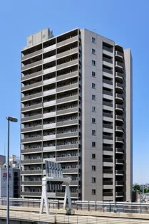 ドゥーエ幡ヶ谷【4階】の外観