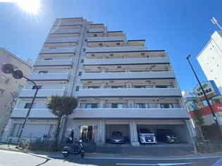 ヴェルト柿の木坂【4階】の外観