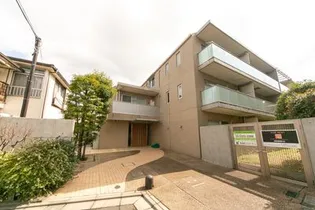 ラグゼガーデン松原【3階】の外観