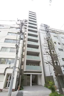 東京都千代田区飯田橋2丁目【マンション】の外観