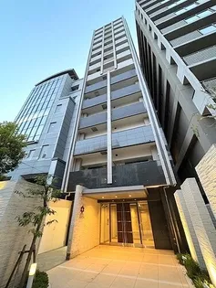 クリスタルグランツ谷町【4階】の外観