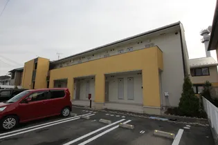 滋賀県米原市下多良3丁目【アパート】の外観