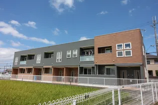 滋賀県長浜市口分田町【アパート】の外観