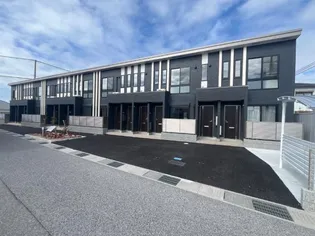 ラピスラズリ【1階】の外観