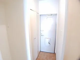 フォレスタ【1階】の玄関