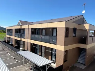 レジデンス コモド【2階】の外観