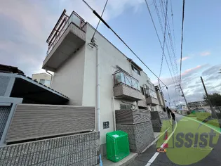 シャン・ラヴィーヌ【1階】の外観