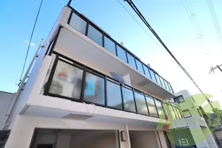 ダイドーメゾン甲東園【3階】の外観