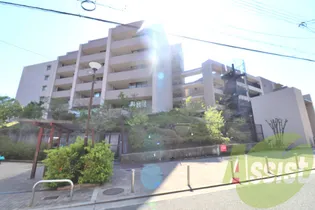 白鷹苦楽園マンション【6階】の外観