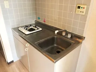 サン・アヴェニュー【2階】のキッチン