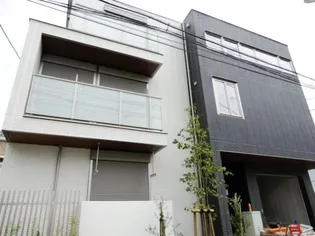 メゾン・リヴェール【2階】の外観