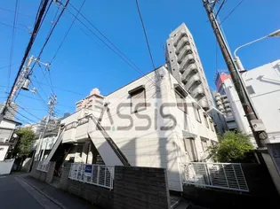 プルミエ駒沢B【1階】の外観