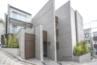東京都渋谷区西原3丁目【マンション】の外観