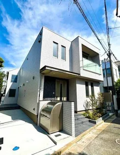 東京都世田谷区世田谷1丁目【アパート】の外観