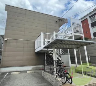大阪府豊中市上津島1丁目【アパート】の外観
