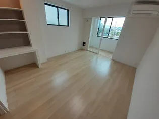 ルーチェット【2階】の居間