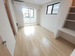 ルーチェット【1階】の内装