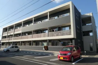 ジョビアル コートの画像