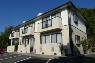 岡山県倉敷市山地【アパート】の外観