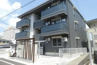 ベル・ポスト【3階】の外観