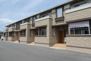 岡山県総社市井尻野【アパート】の外観