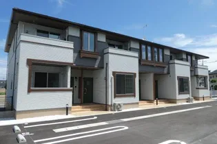 岡山県倉敷市真備町川辺【アパート】の外観