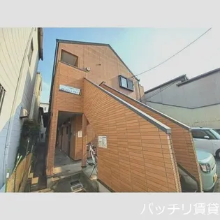 プチ・メゾン・ド・クローバー【1階】の外観