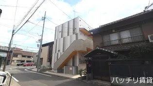 インフィニウム【2階】の外観