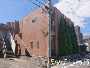 ヒロアーカ新守山【2階】の外観