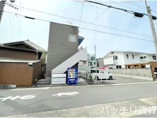 フォルゴーレ【2階】の外観