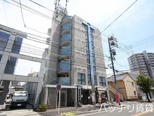 リエス上ノ宮【3階】の外観