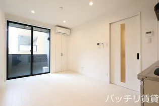 メゾンソレイユ名駅西【3階】の寝室